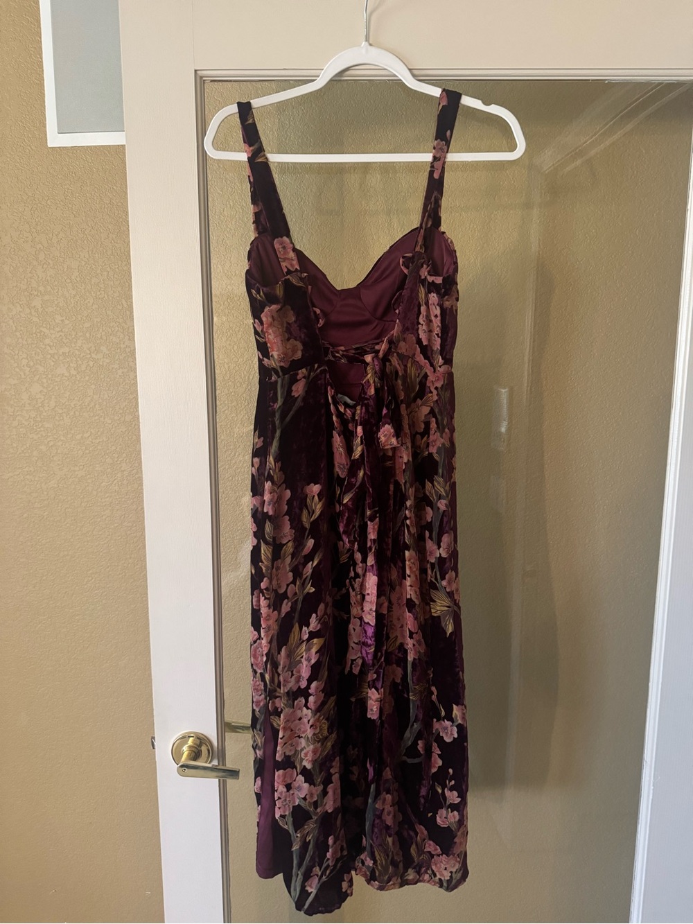 Lulu's Romantic Stunner Plum Floral Burnout Velvet Lace-Up Dress Medium - Picture 7 of 7